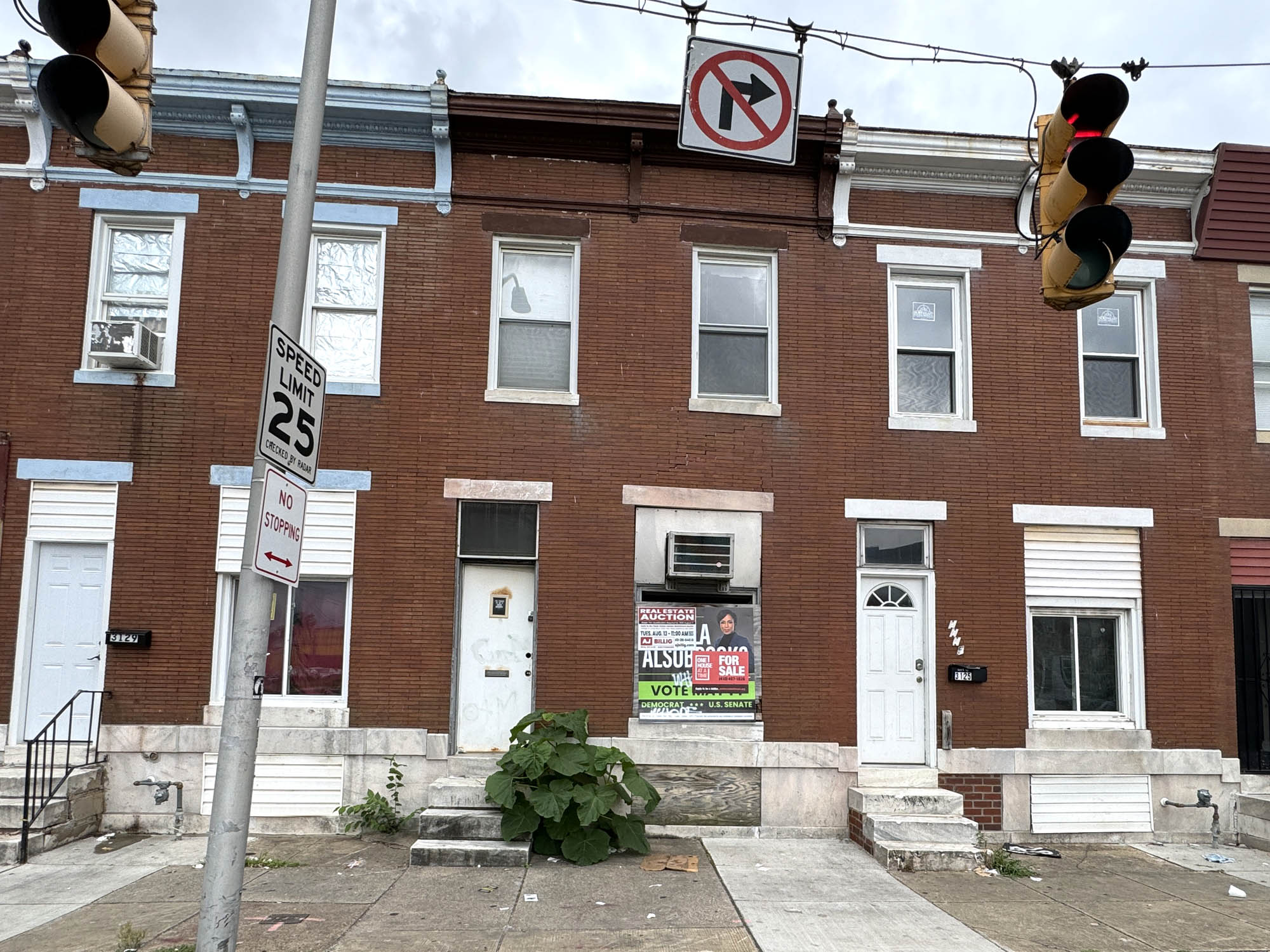 3127 E. Monument Street