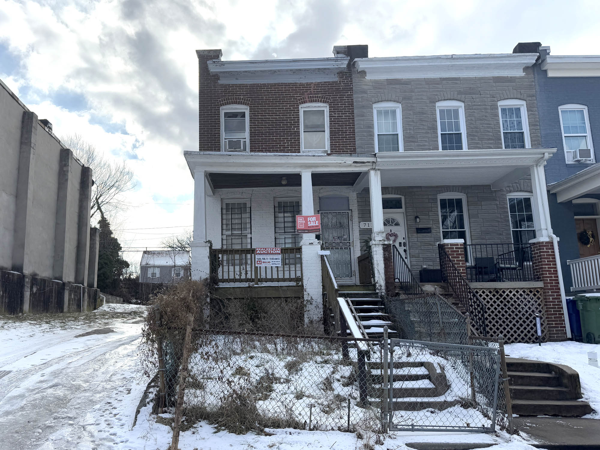 711 1/2 McCabe Avenue