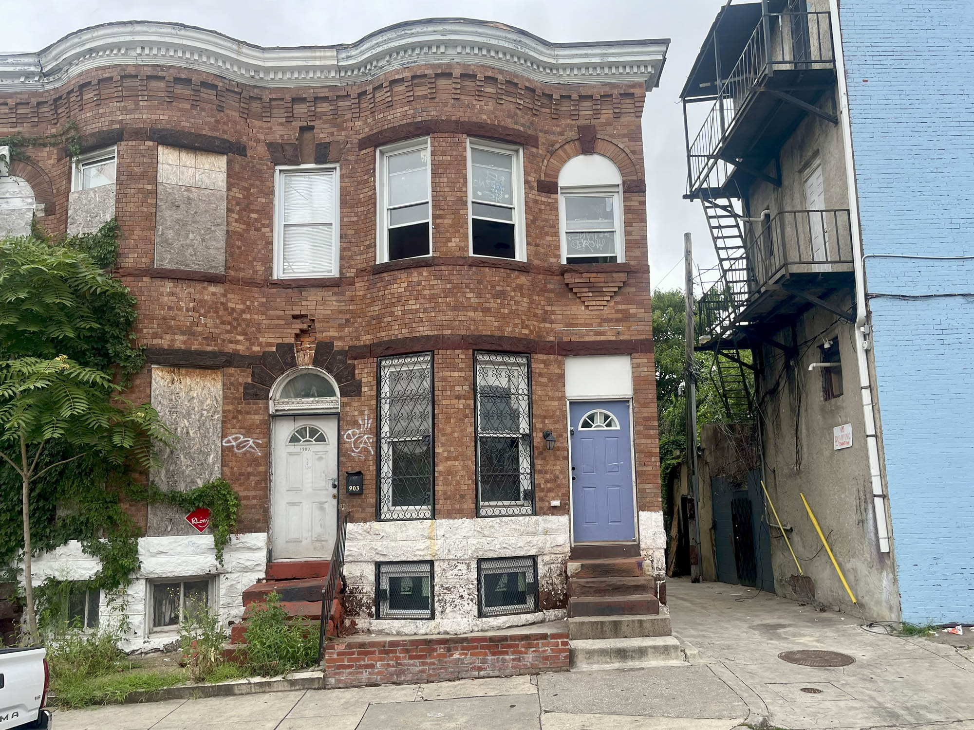 1901 N. Fulton Avenue