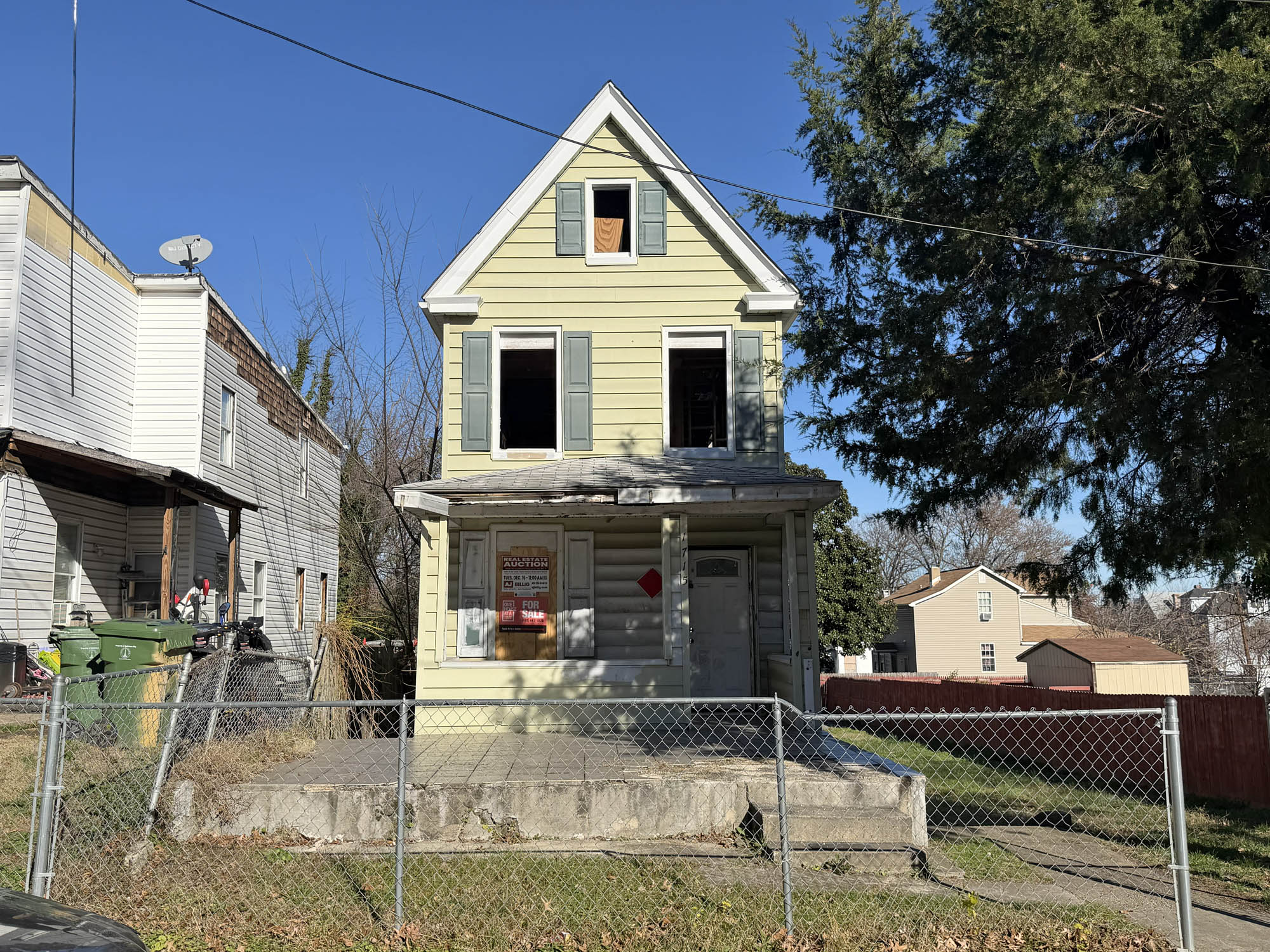 1715 Spence Street