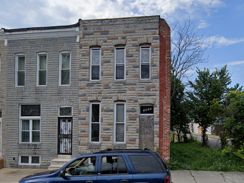 2425 E. Hoffman Street