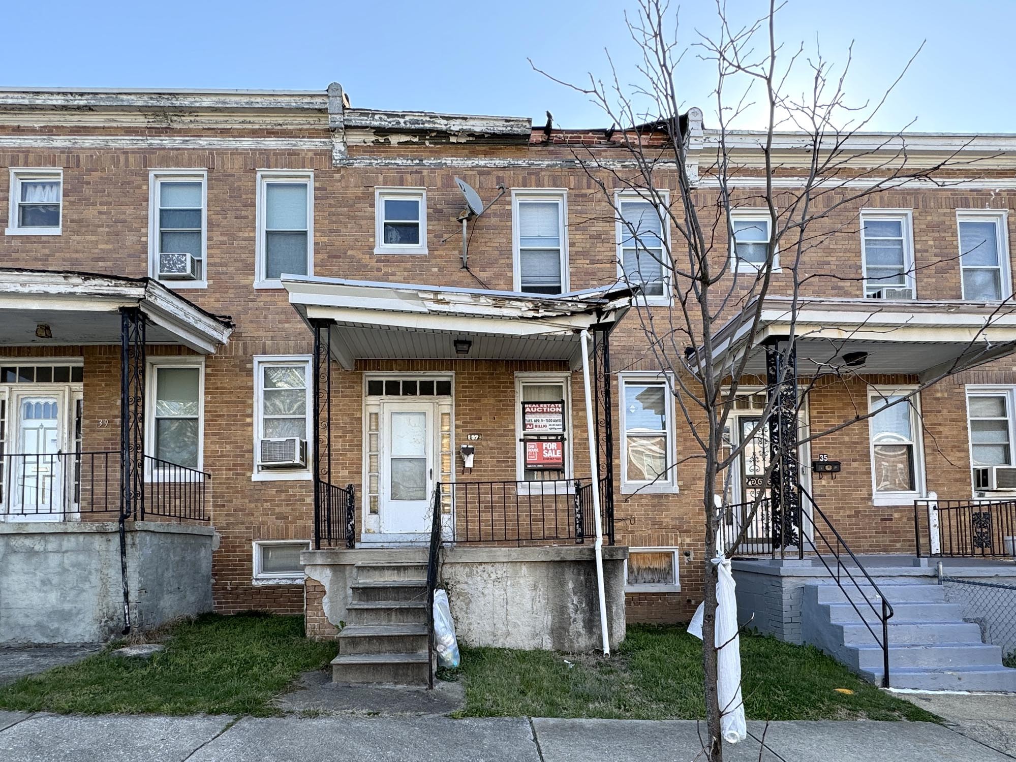 37 N. Abington Avenue