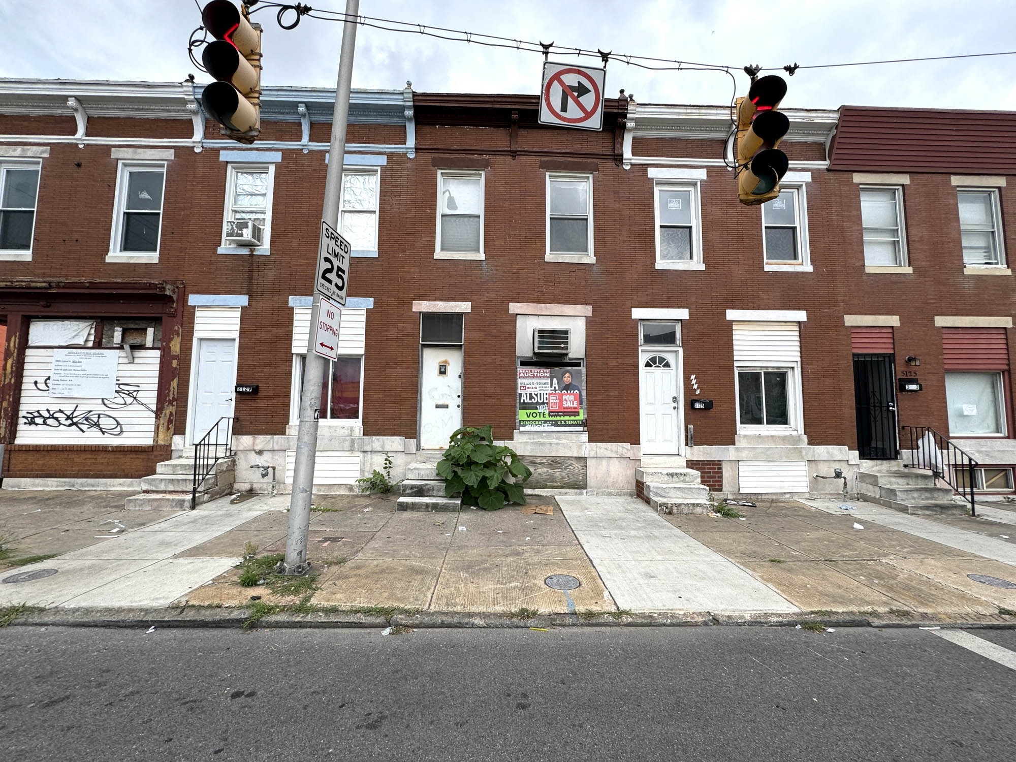 3127 E. Monument Street