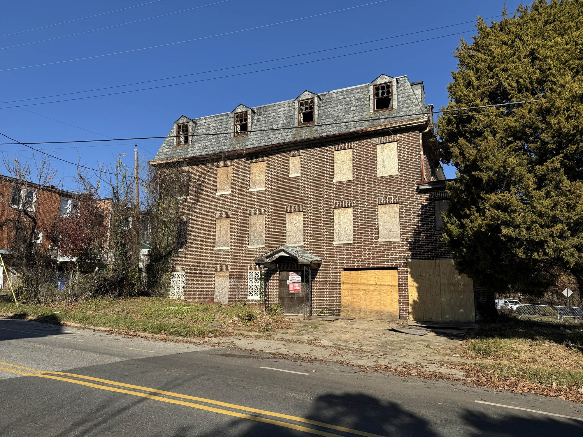 3000 W. Baltimore Street