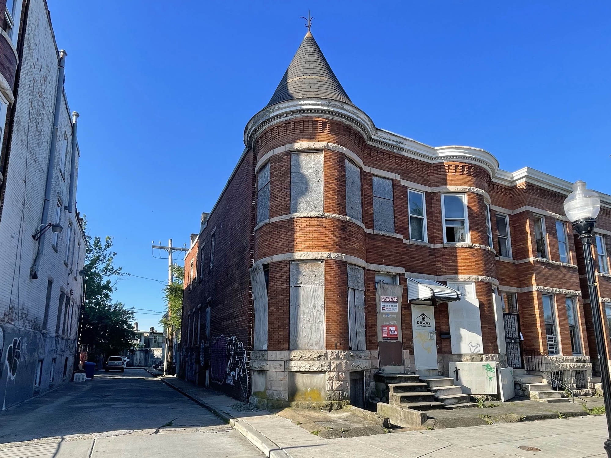 1663 W. North Avenue