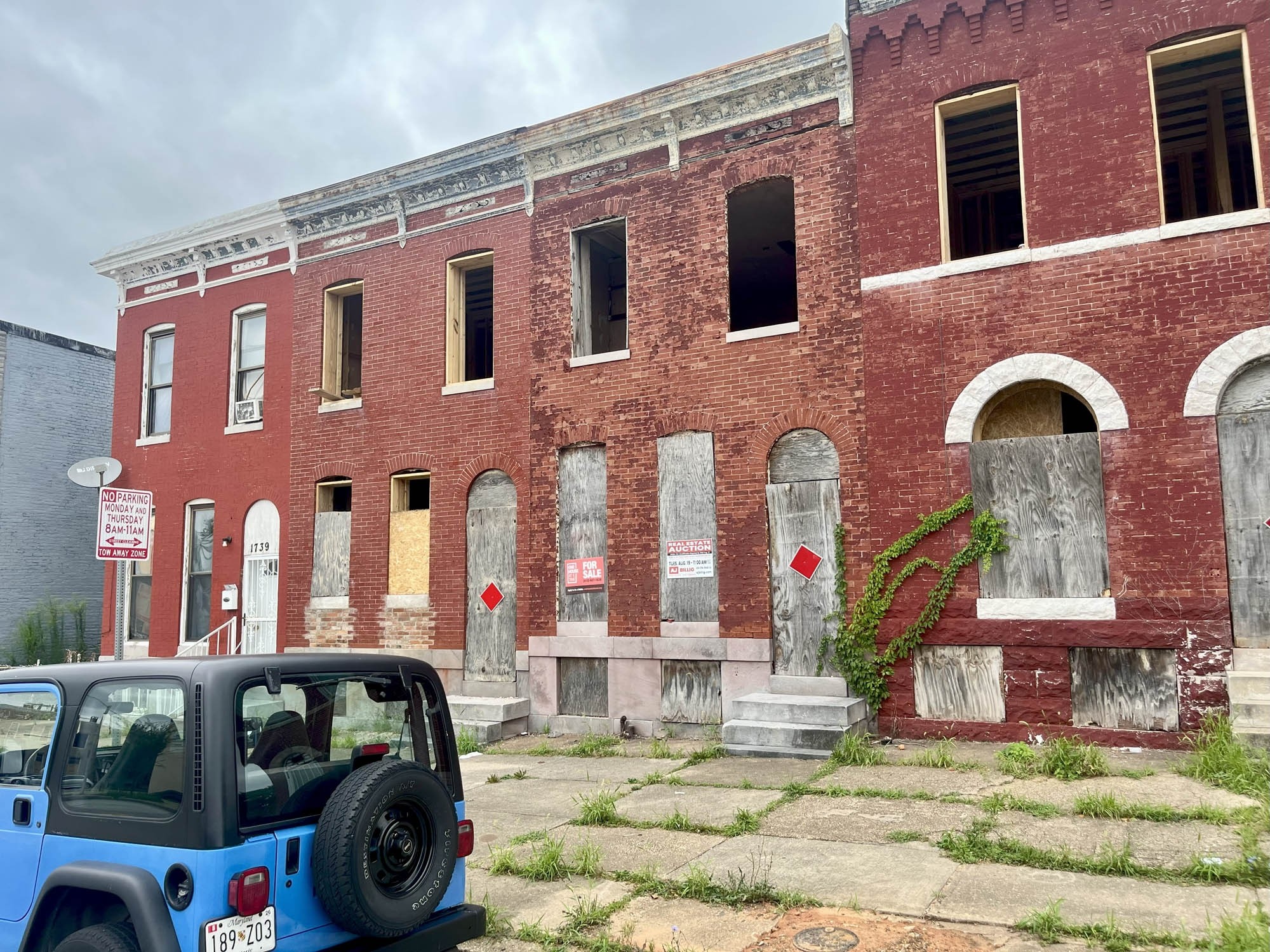 1735 N. Milton Avenue