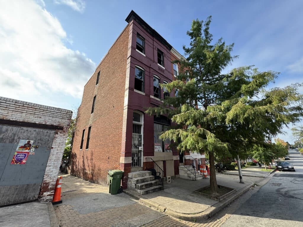 435 Bloom Street