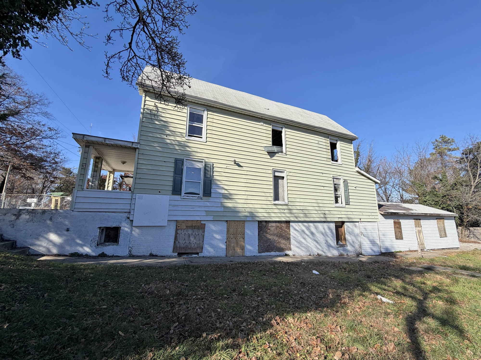 1715 Spence Street