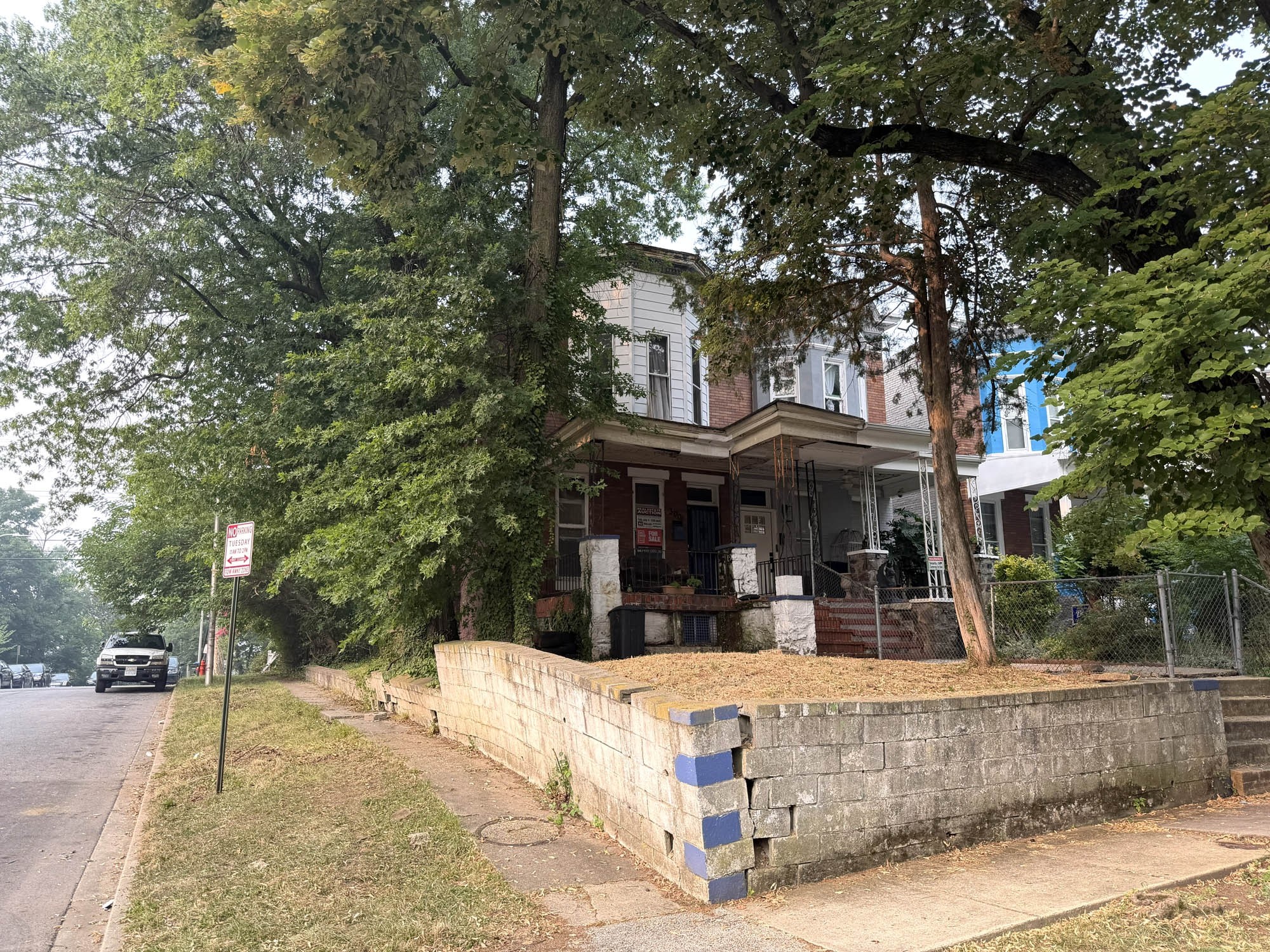 3001 Belmont Avenue