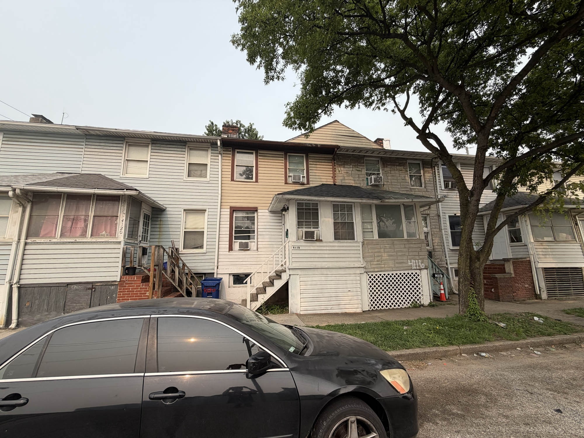 4118 Curtis Avenue